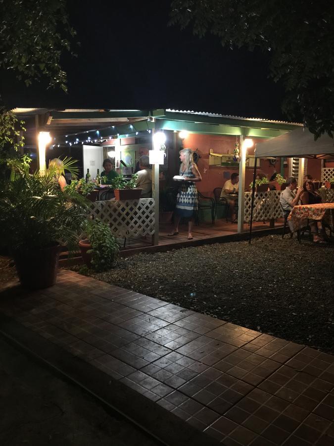 קולברה Naniqui Cottage - Only Adults -Parking Golf Car Only מראה חיצוני תמונה